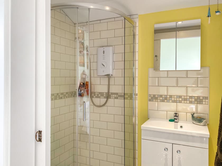Bathroom | Gwennel Nook, St Agnes