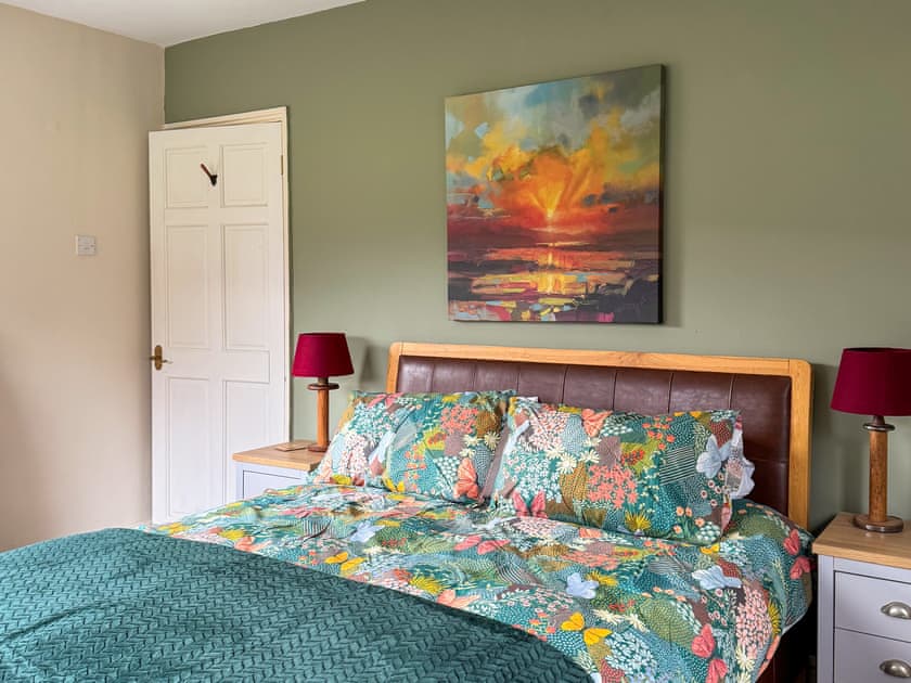 Double bedroom | The Green, Lochranza