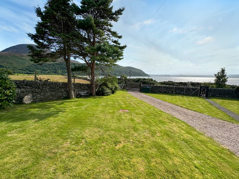 Outdoor | The Green, Lochranza