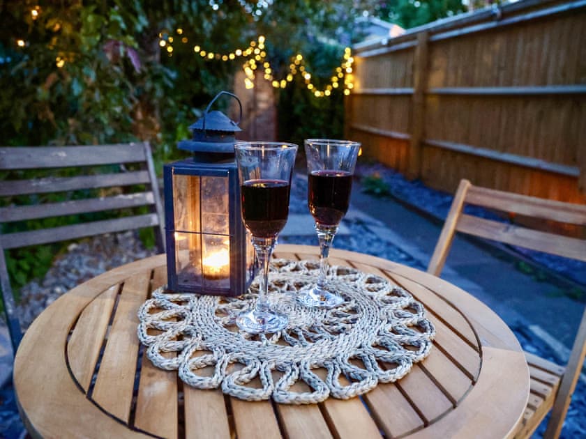 Garden | Pam’s Cottage, Cheltenham