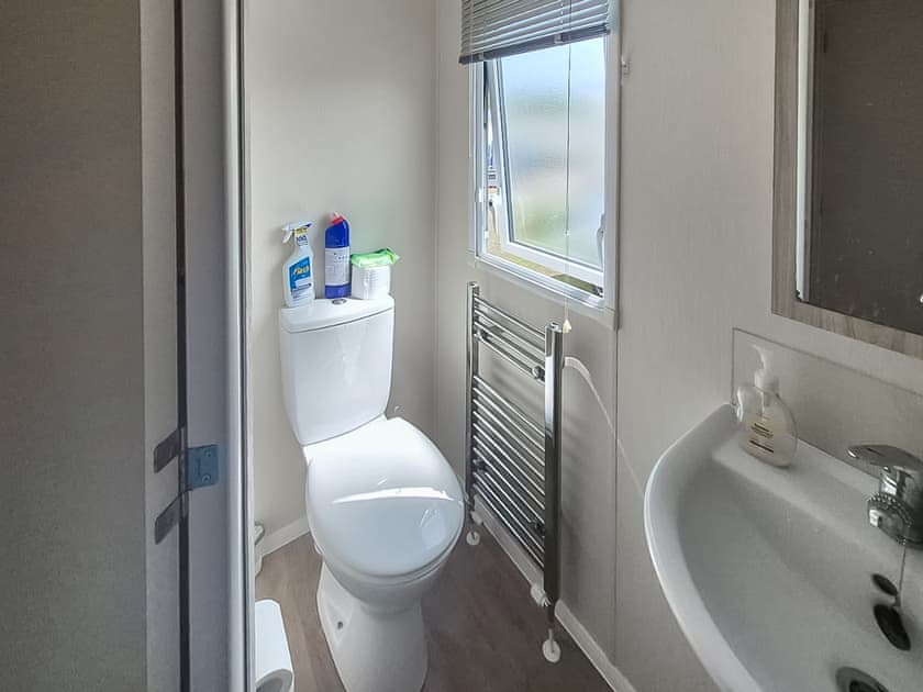 Bathroom | Seaside Retreat, Hayling Island