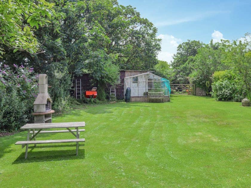 Outdoor eating area | Piggery - The Long Barn, Fishguard
