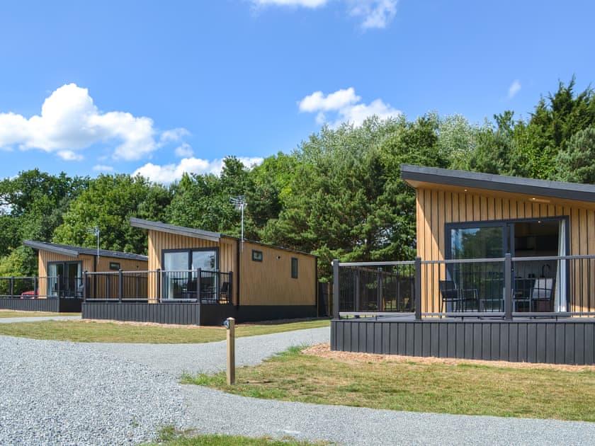 Setting | Fairways Retreat 1 - Cottingham Parks, Cottingham