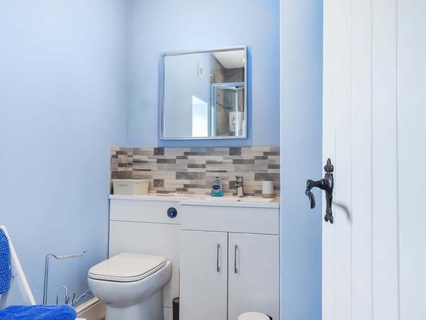 Bathroom | Phesant Pens 2 - Phesant Pens, Llandenny, near Usk