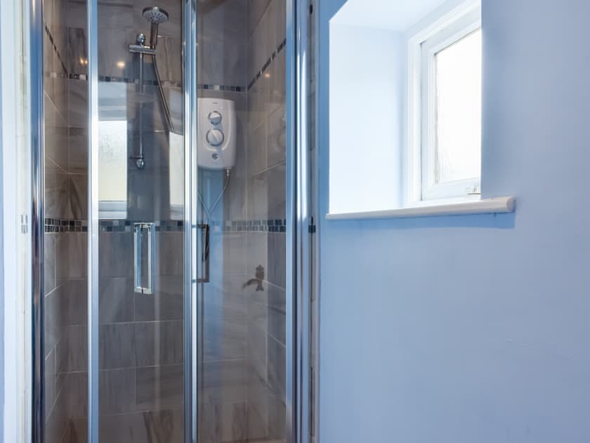 Bathroom | Phesant Pens 2 - Phesant Pens, Llandenny, near Usk