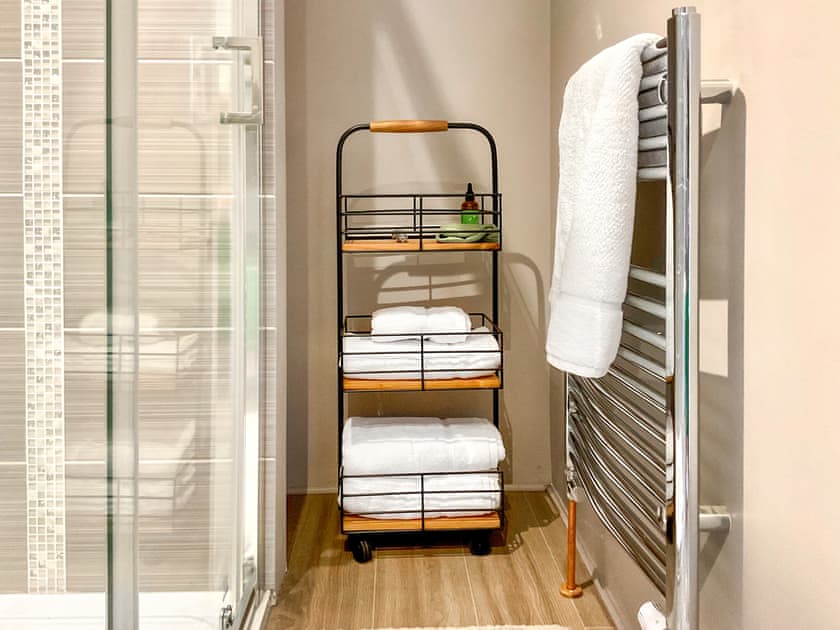 Bathroom | The Old Posthouse Barn - Axbridge Holidays, Axbridge, near Weare