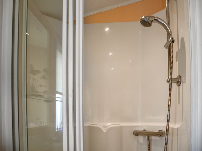 Shower room | Sandbank, Bacton