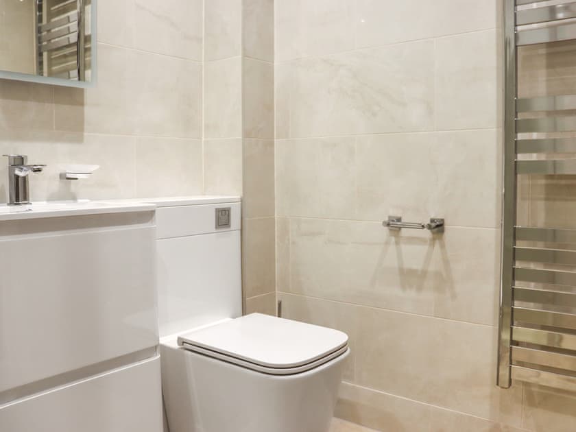 Bathroom | Y Felin, Clynderwen, near Preseli Hills