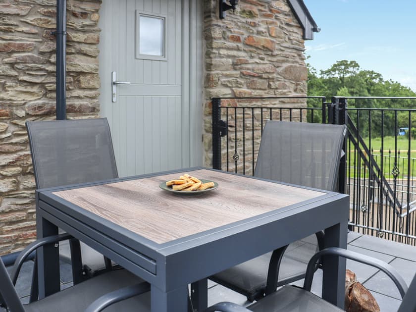Sitting-out-area | Y Felin, Clynderwen, near Preseli Hills