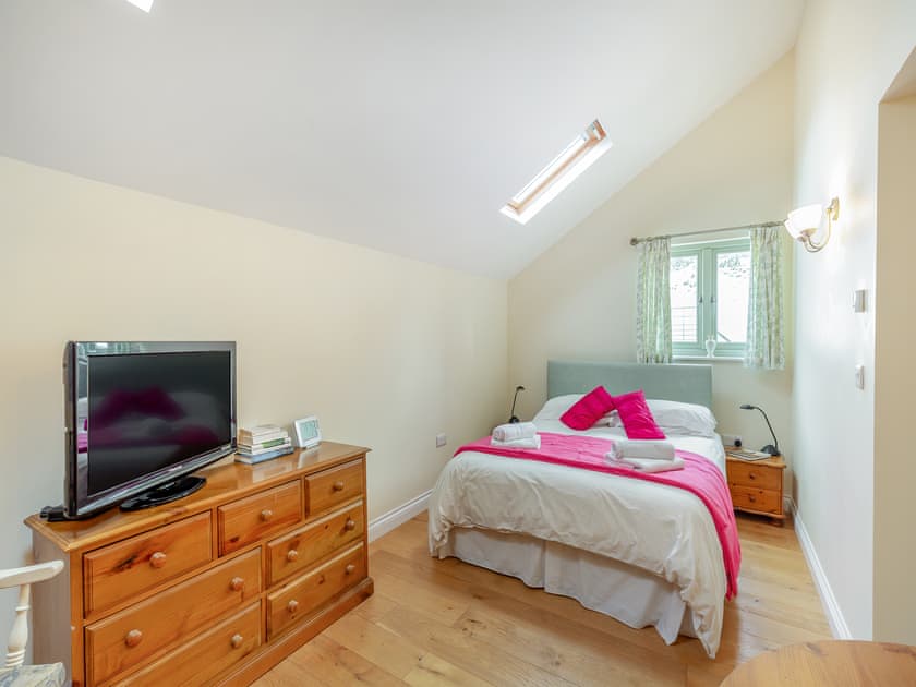 Double bedroom | Orchard Barn, Llandrindod Wells