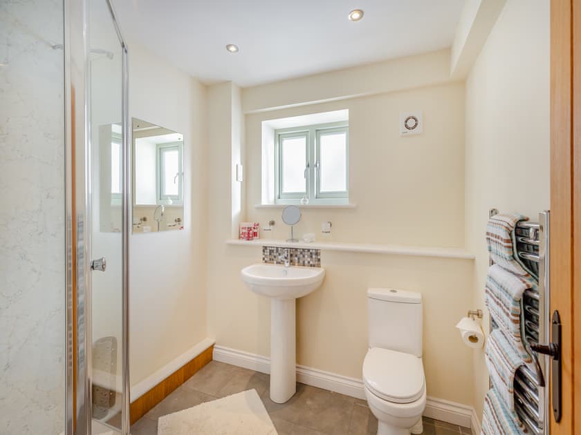 Shower room | Orchard Barn, Llandrindod Wells