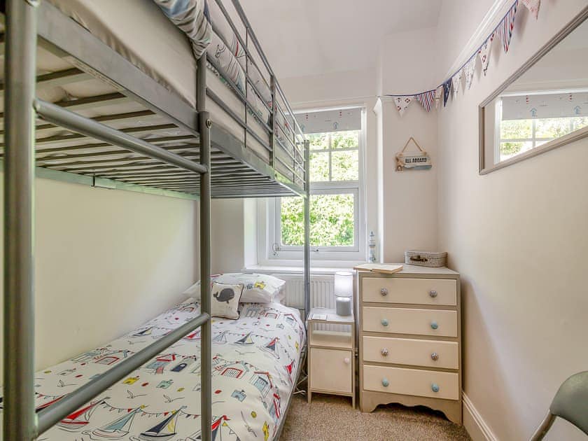 Bunk bedroom | Hyfrydle, Llandudno