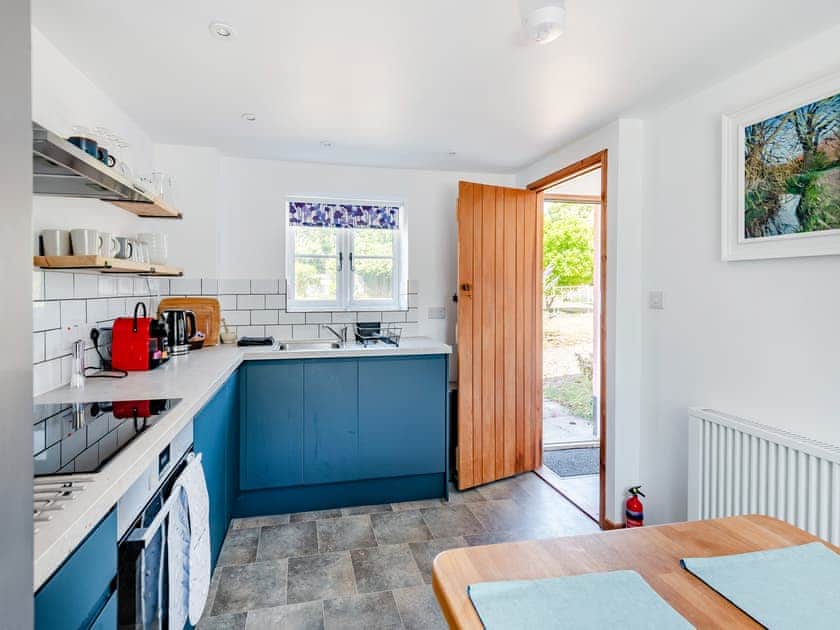 Kitchen/diner | The Pink Cottage, Bottisham