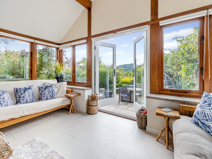 Open plan living space | Hay Boathouse/Maes-y-Caer, Hay On Wye