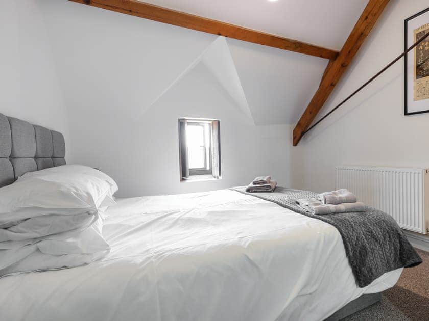 Double bedroom | The Cart Arms, Gloucester
