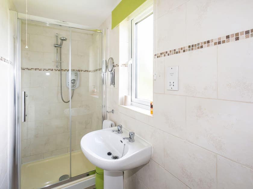 Bathroom | Bay View, Brodick