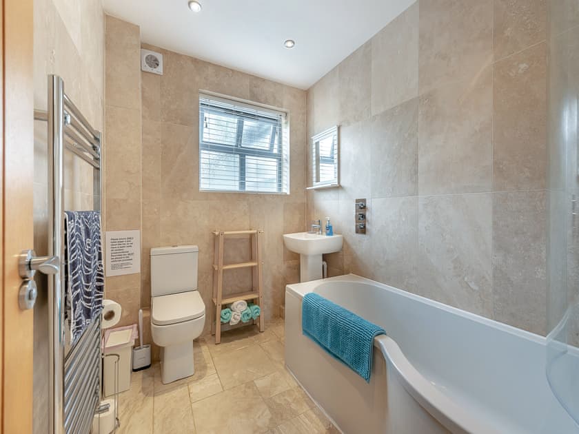 Bathroom | Windsmoor Cottage on Gower, Perriswood, near Oxwich