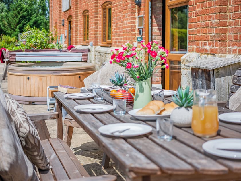 Sitting-out-area | The Victorian Barn- Leopold - The Victorian Barn, Blandford Forum