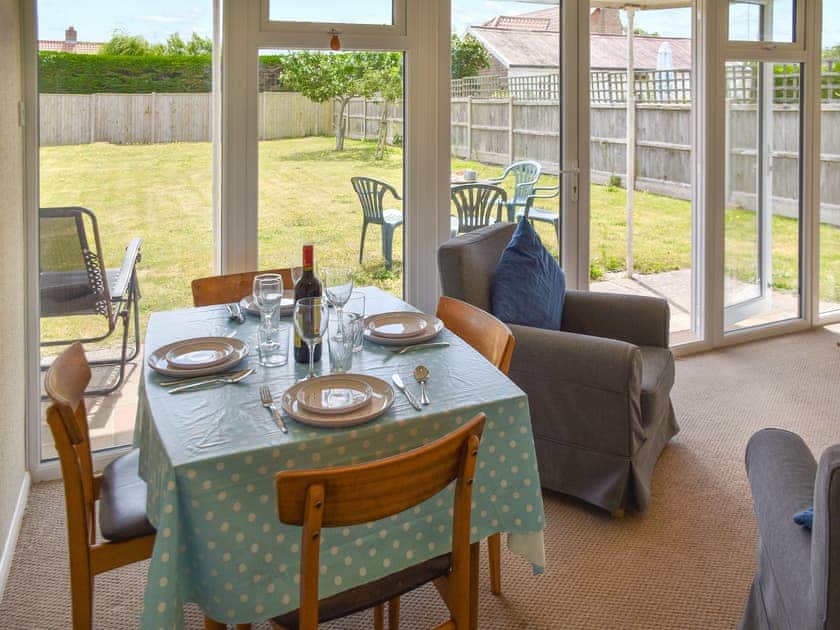 Open plan living space | Cedar Bungalow, Bacton