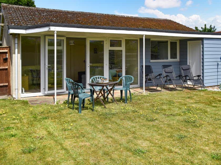 Outdoor | Cedar Bungalow, Bacton