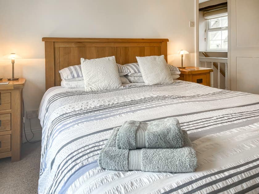 Kingsize Double Bedroom | Moore Cottage., Bude