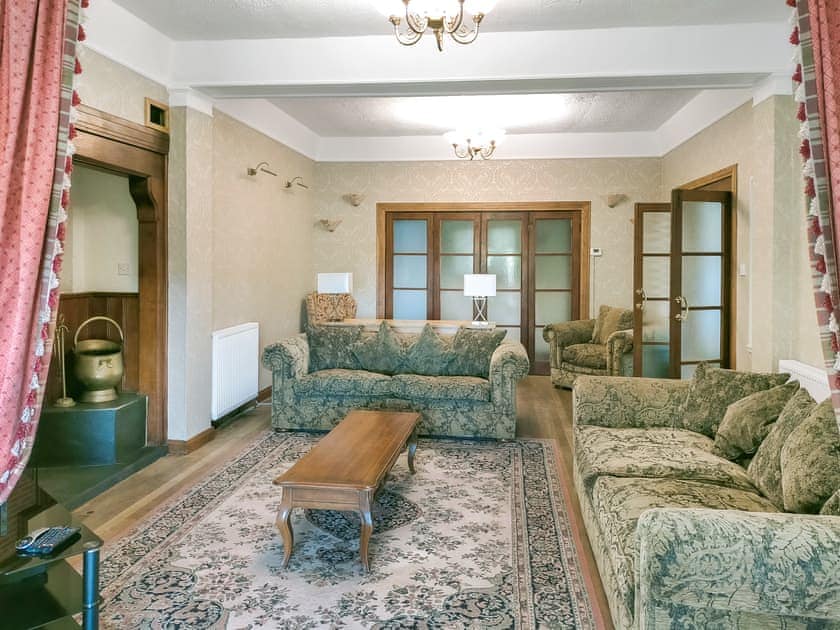 Living area | The Court, Wern-y-Wylan
