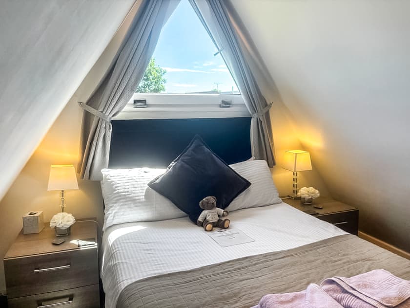 Double bedroom | Chalet 47 By The Sea, Kingsdown, Deal