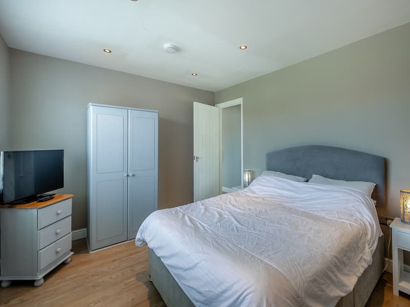 Double bedroom | Lamsey Cottage, Heacham