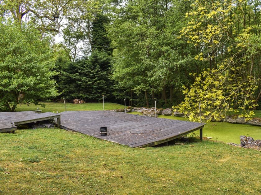 Garden and grounds | Spring Vale Bungalow, Colchester