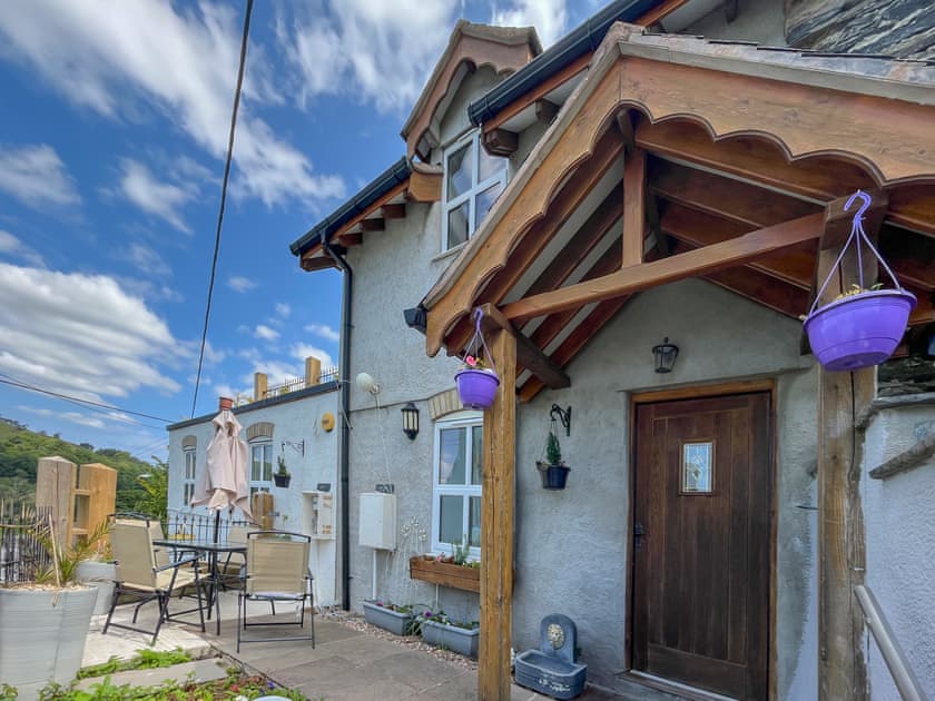 Exterior | Fronfanol - Llanfairtalhaiarn Retreats, Llanfairtalhaiarn