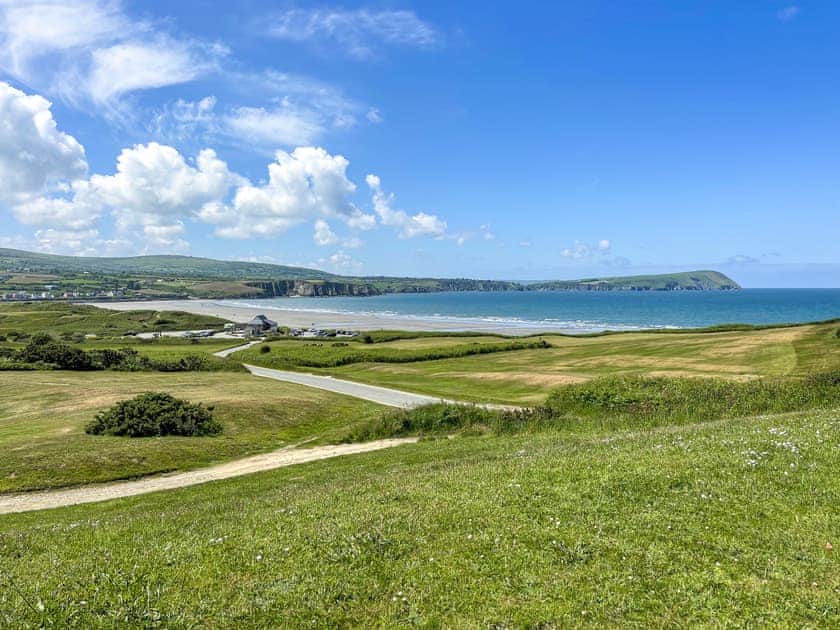 The lane to Newport Traeth | Hafod Grove - Hafod Grove and Fach, Moylegrove, near Ceibwr Bay