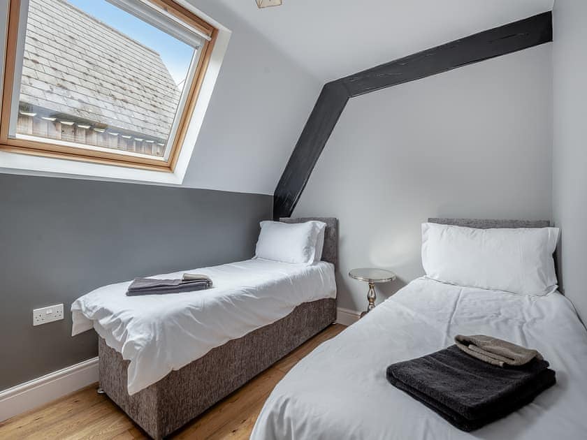 Twin bedroom | The Pool House, Stalbridge, near Sturminster Newton