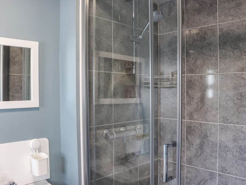 Bathroom | Trem Nant, Aberdaron