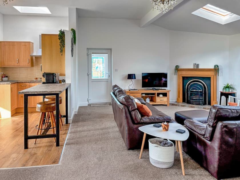 Open plan lounge and kitchen area | The Crofts, Winsford
