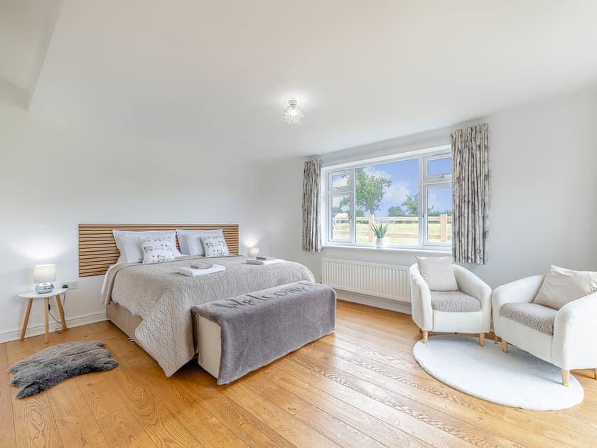 Master bedroom (Super King bed) | The Crofts, Winsford