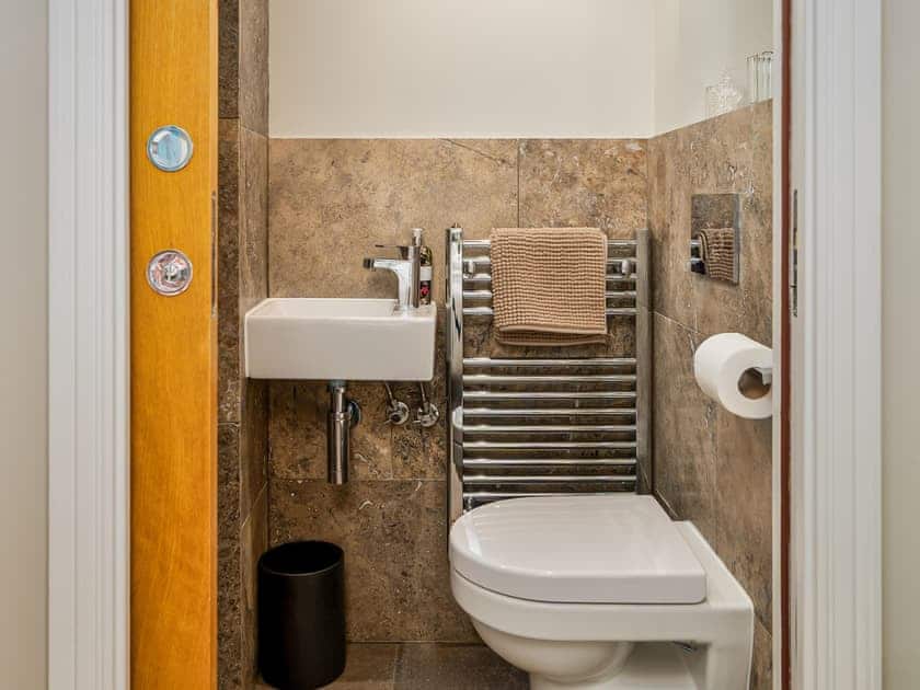 Bathroom | Ridings Cottage, Helmsley