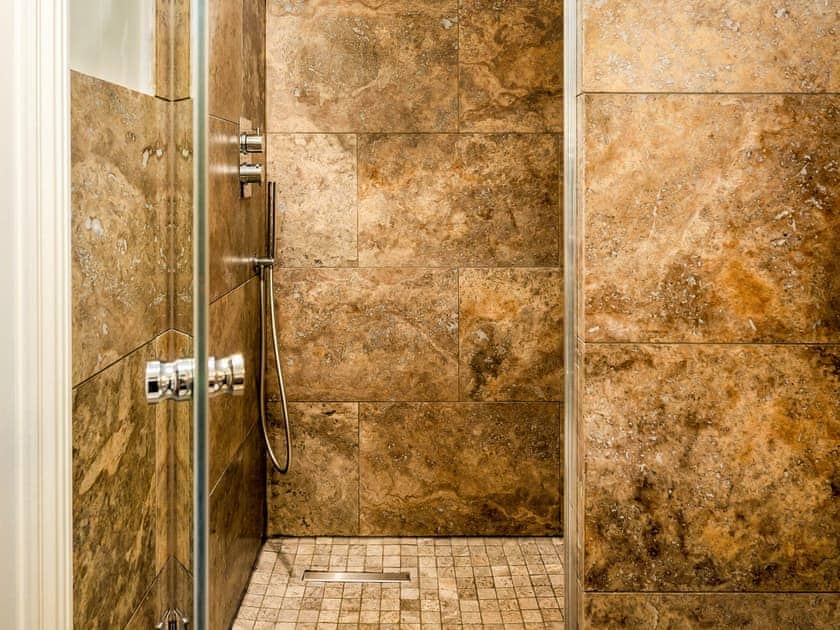 Bathroom | Ridings Cottage, Helmsley