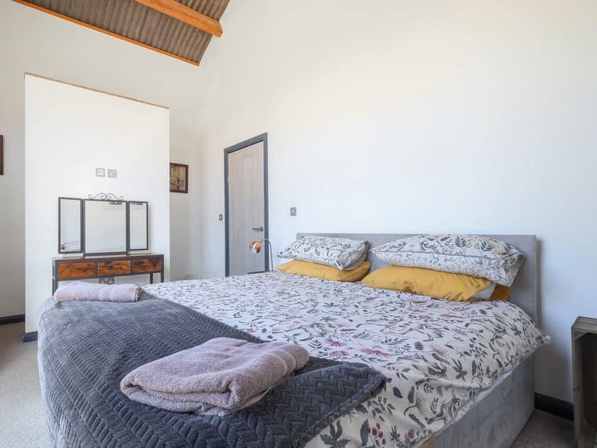Double bedroom | Rusty Barn, Gloucester
