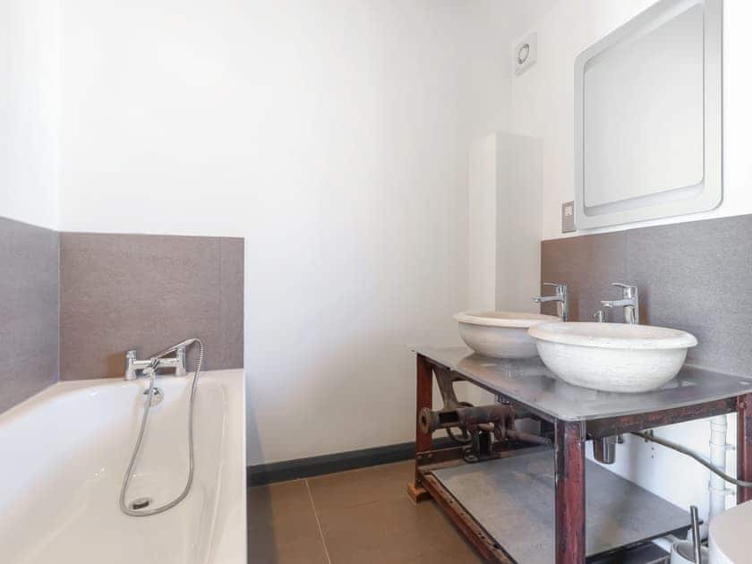 Bathroom | Rusty Barn, Gloucester