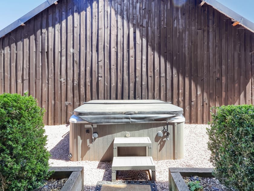 Hot tub | Rusty Barn, Gloucester
