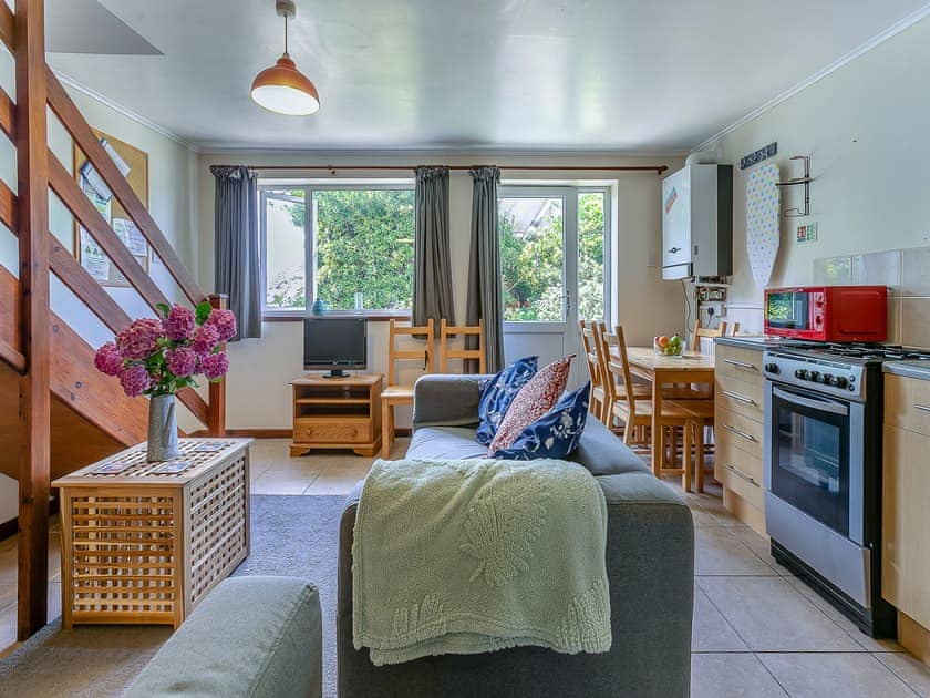 Open plan living space | The Vineries- 25 Mallard Cottage - The Vineries, Lands End, near Porthcurno