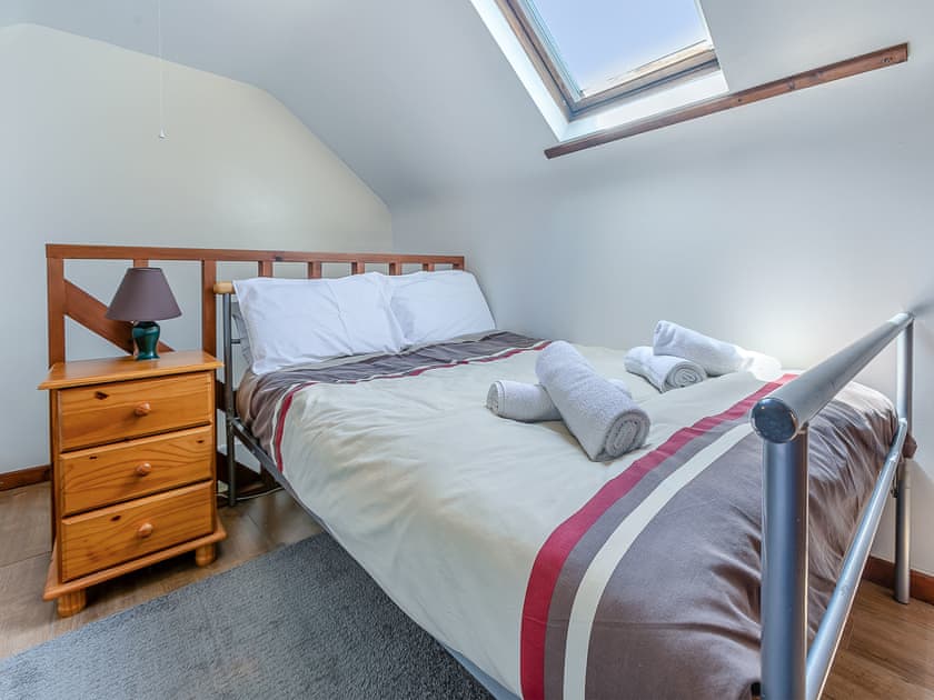 Twin bedroom | The Vineries- 25 Mallard Cottage - The Vineries, Lands End, near Porthcurno