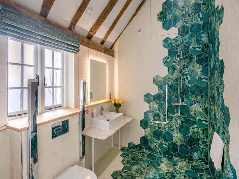 Bathroom | Porters Hall, Stebbing