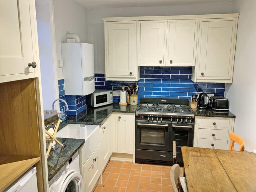 Kitchen | Old Coastguard Cottage, Freshwater