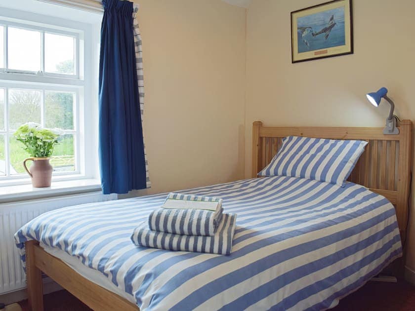 Double bedroom | Old Coastguard Cottage, Freshwater