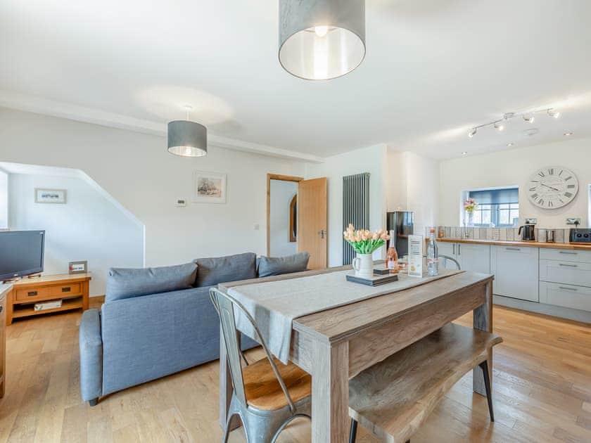 Open plan living space | Piggy in the Middle - Old Highwood, Dunkeswell