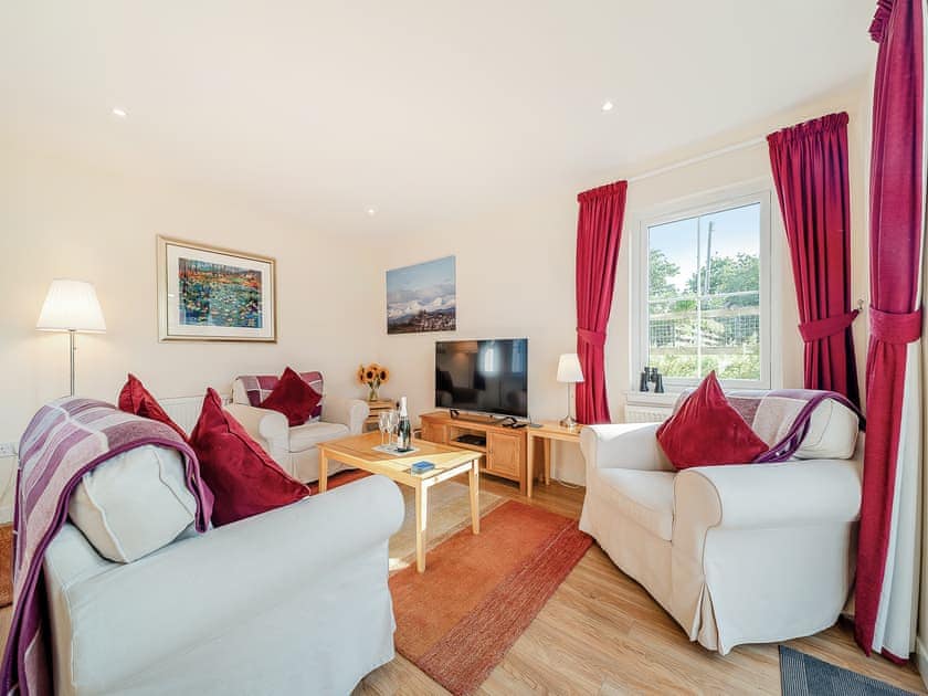 Living area | Buzzard Cottage - Osprey Hideaways, Stirling