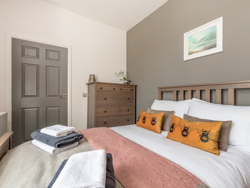 Double bedroom | Forman’s Lodge, Musselburgh