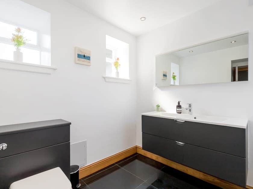 Bathroom | Forman’s Lodge, Musselburgh