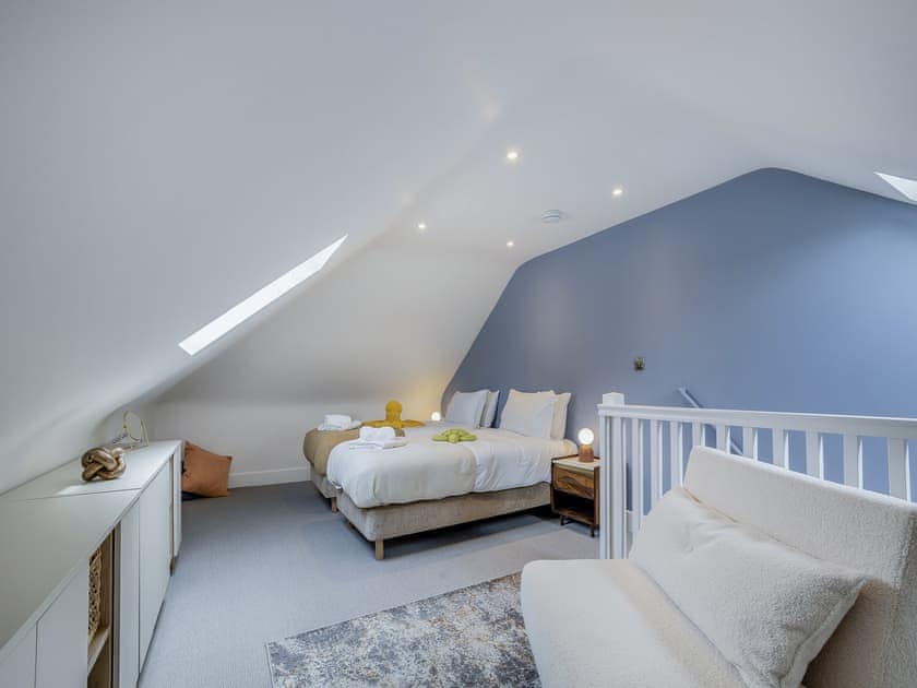Twin bedroom | Restharrow - Oakdene Retreats, Whitstable
